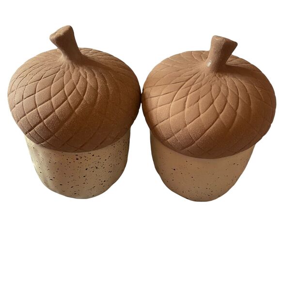 NEW Acorn Decor Ceramic Sandstone Acorn Table Figurines Set Of 2 NWT - Picture 2 of 5